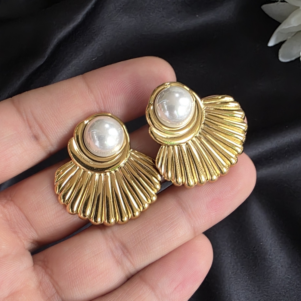 Elegant Gold and Pearl Shell Earrings